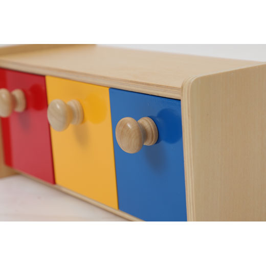 Montessori Krabička s farebnými zásuvkami