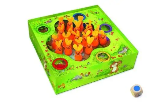 Mindok hra Zajačik v svojej jamke