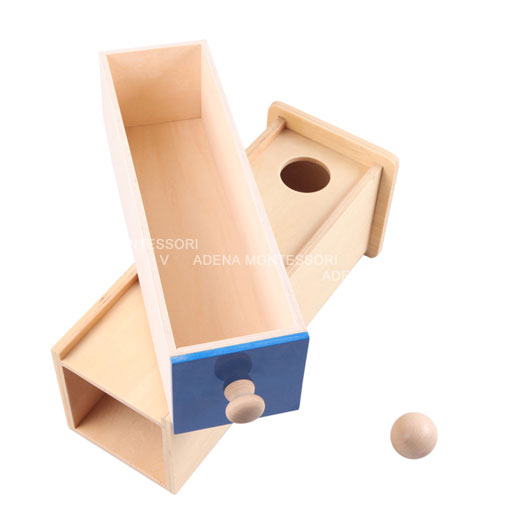 Montessori Krabička s dlhou zásuvkou a drevenou guličkou
