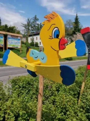 Drevená vrtuľka Kačička