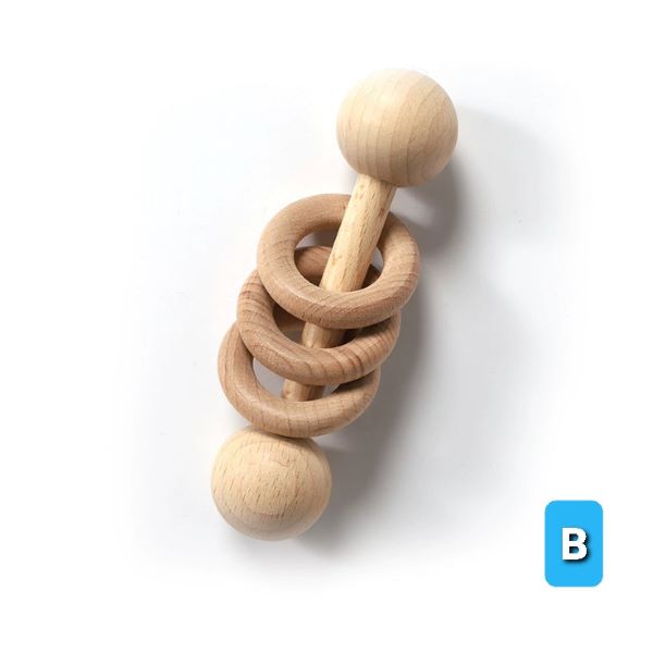 Montessori Drevená hrkálka s kruhmi