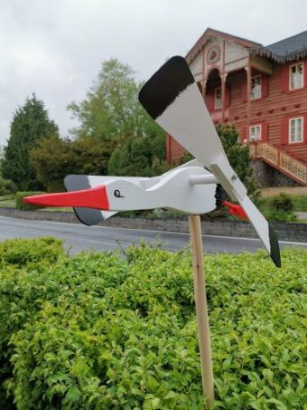 Drevená vrtuľka Bocian