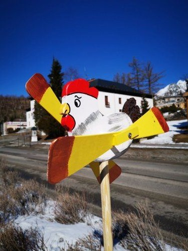 Drevená vrtuľka Sliepka