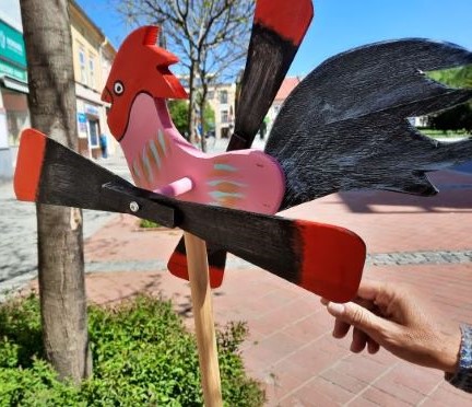 Drevená vrtuľka Kohút