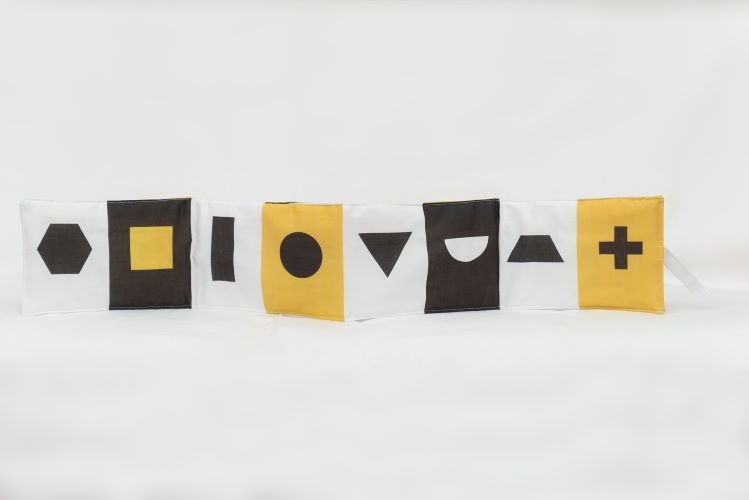 MyMoo Montessori textilné leporelo kontrastné žlté