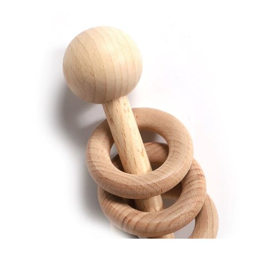 Montessori Drevená hrkálka s kruhmi