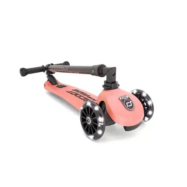Scoot & Ride Detská kolobežka Highwaykick 3 LED peach