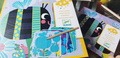 Djeco Vyškrabovacie obrázky - Hmyz 4 ks