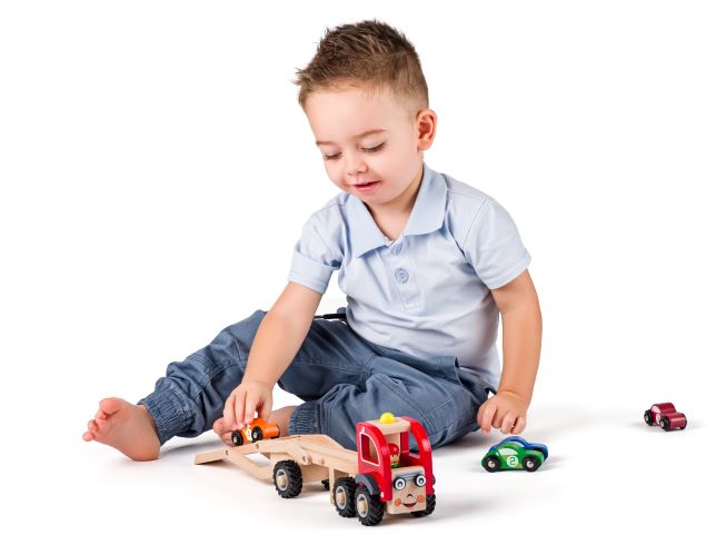 Woody Ťahač s pretekárskymi autami