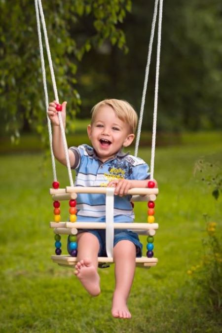 Woody Hojdačka farebná s ohrádkou pre najmenších