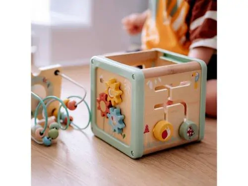 Tooky Toy Kocka s aktivitami Lúka Pastel