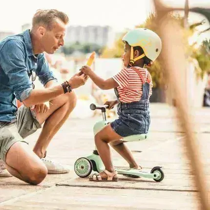 Scoot & Ride Odrážadlo kolobežka 2v1 Highwaykick 1 kiwi