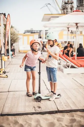 Scoot & Ride Detská kolobežka Highwaykick 3 LED kiwi